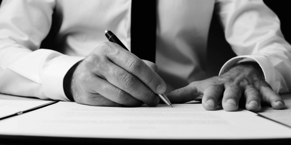 Derecho Inmobiliario / Abogados Inmobiliarios Sant Antoni de Vilamajor · Desahucios Hipotecarios / Embargos